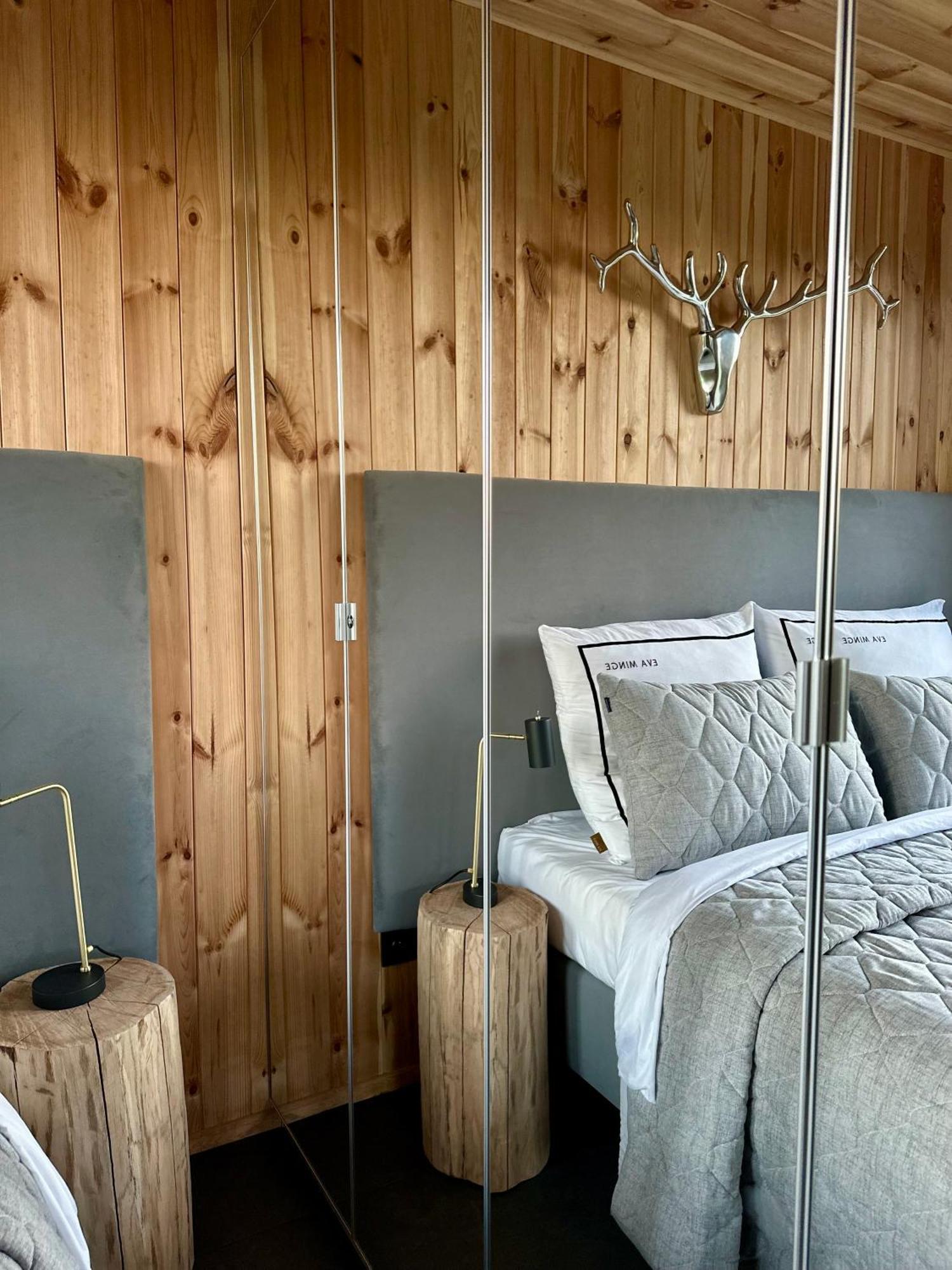 Brown Deer - Z Sauna Na Tarasie, Jacuzzi I Widokiem Na Gory - By Deer Hills Luxury Apartments Kocon Kültér fotó