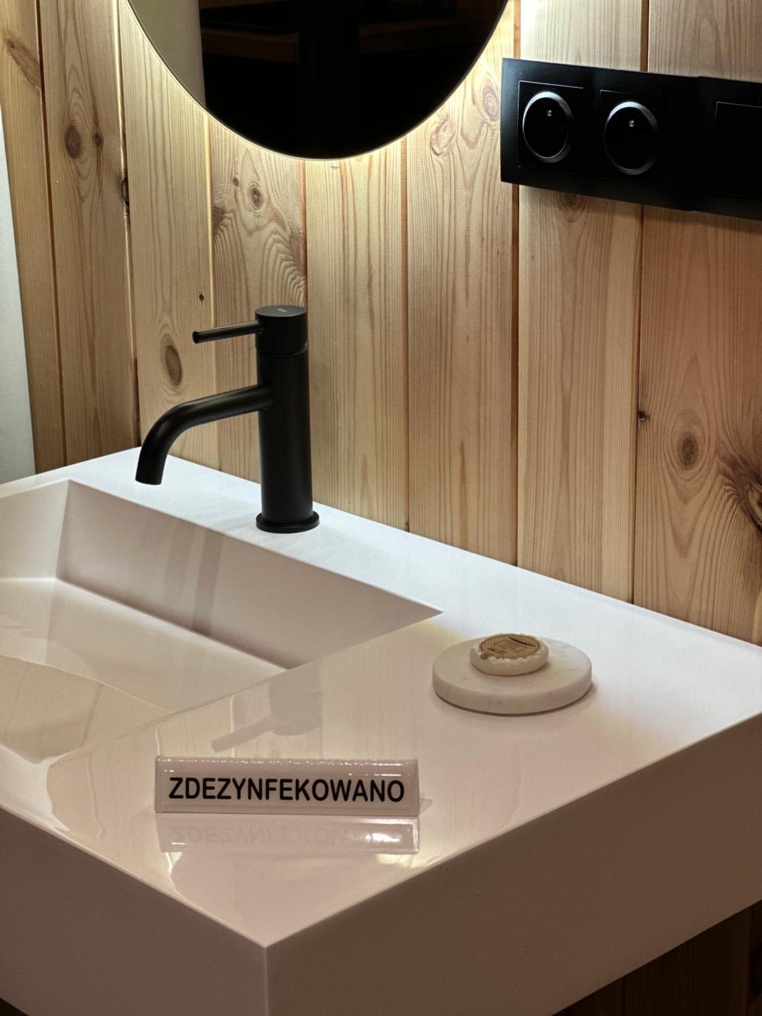 Brown Deer - Z Sauna Na Tarasie, Jacuzzi I Widokiem Na Gory - By Deer Hills Luxury Apartments Kocon Kültér fotó